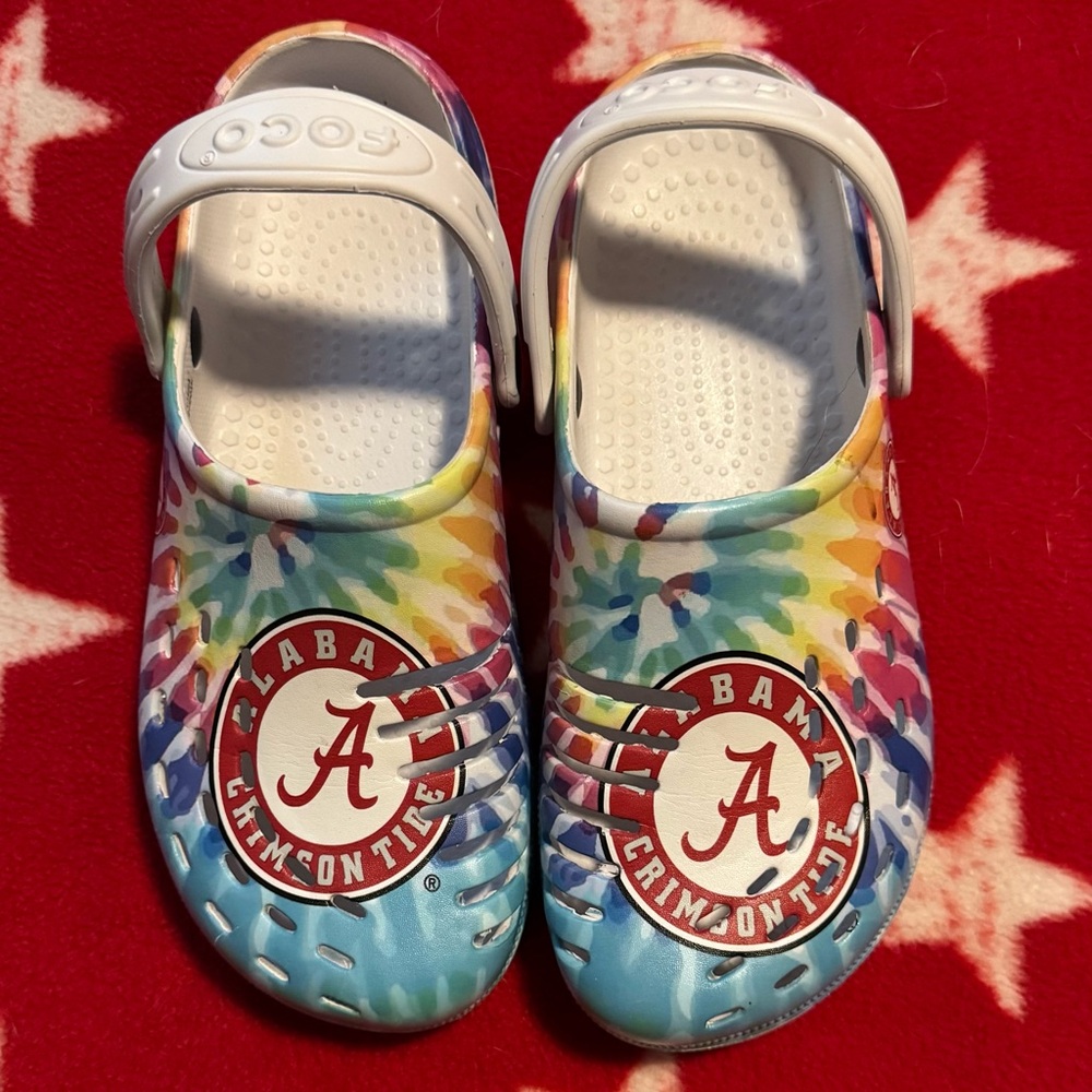 ❤️WORN ONCE!Alabama ❤️Tye Dye ❤️Women’s Size 8 Clogs❤️